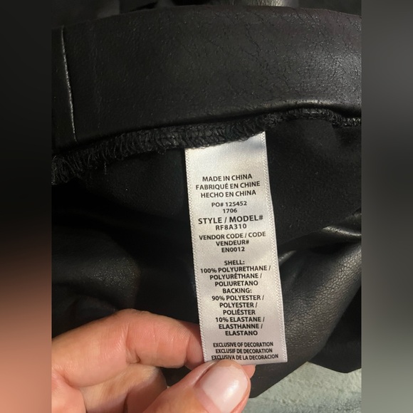 Splendid Faux Leather Black Full Length Fitted Silhouette Wide Waistband Size M - Picture 7 of 9